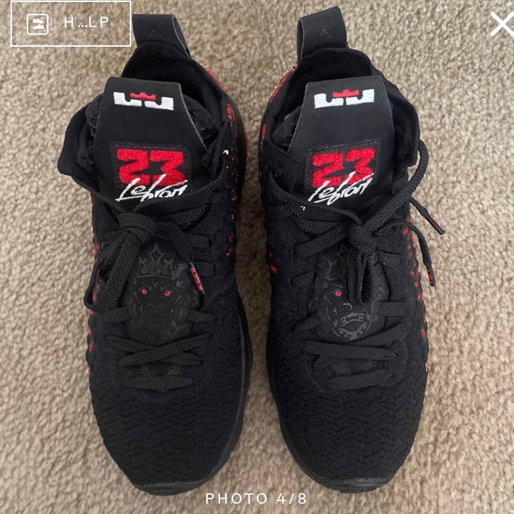 Lebron 17 infrared GS size 6y really good shoe for kids.